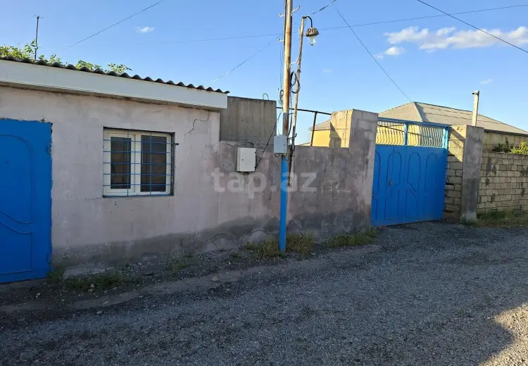 3 otaqlı mənzil , Xızı