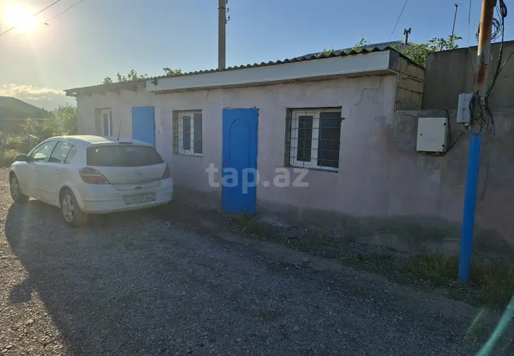 3 otaqlı mənzil , Xızı