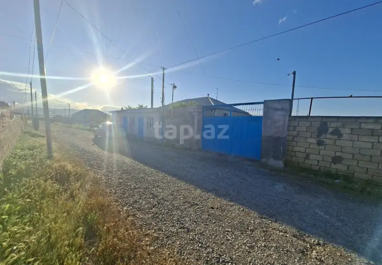 3 otaqlı mənzil , Xızı