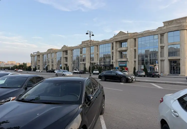 200 m² Obyekt / Ofis Kirayə (aylıq), Nərimanov, Bakı