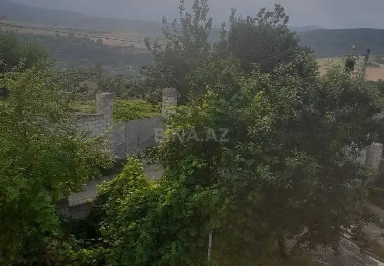 6 sot Torpaq Satılır, Şabran