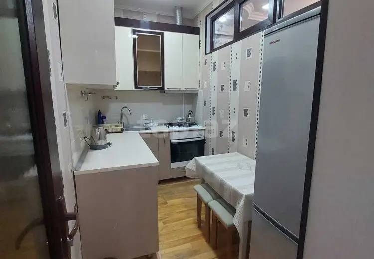 3 otaqlı mənzil Kirayə (aylıq), 8-ci kilometr, Nizami, Bakı