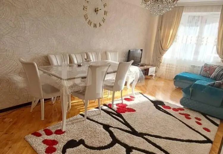 3 otaqlı mənzil , Bakı