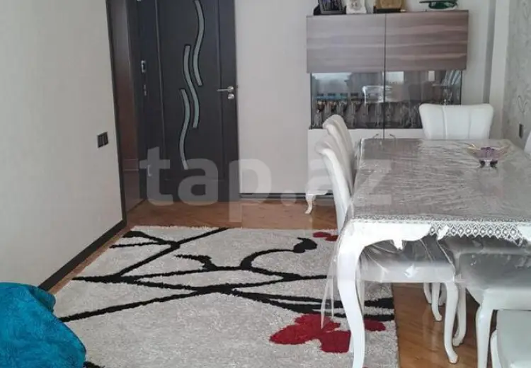 3 otaqlı mənzil , Bakı