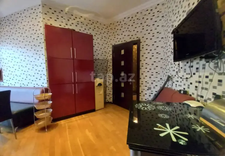 3 otaqlı mənzil , Bakı