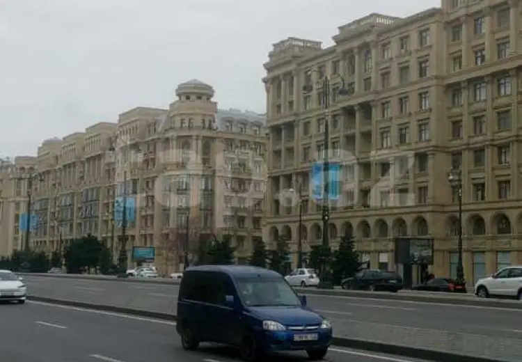 3 otaqlı mənzil , Bakı
