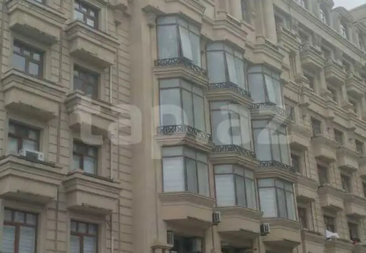 3 otaqlı mənzil , Bakı