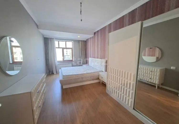 3 otaqlı mənzil , Bakı