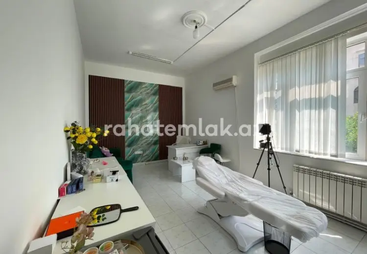 220 m² Obyekt / Ofis Kirayə (aylıq), Nərimanov, Bakı
