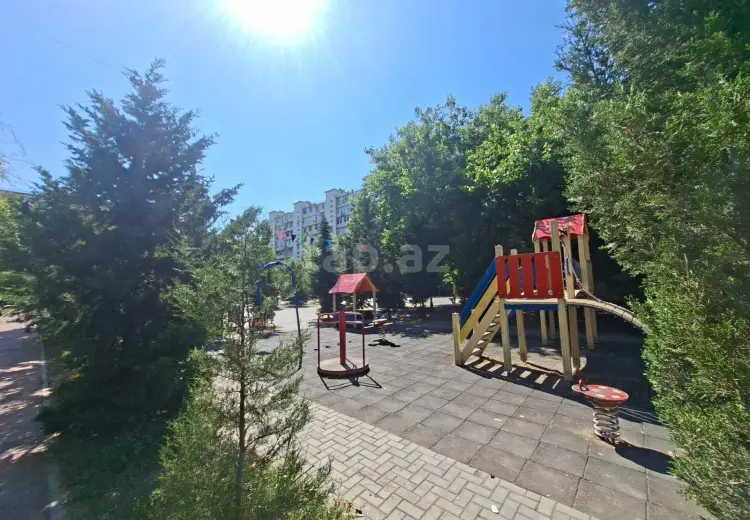 3 otaqlı mənzil , Bakı