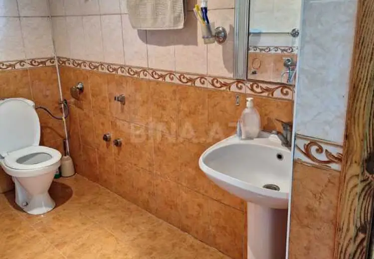 4 otaqlı mənzil Satılır, Qəbələ