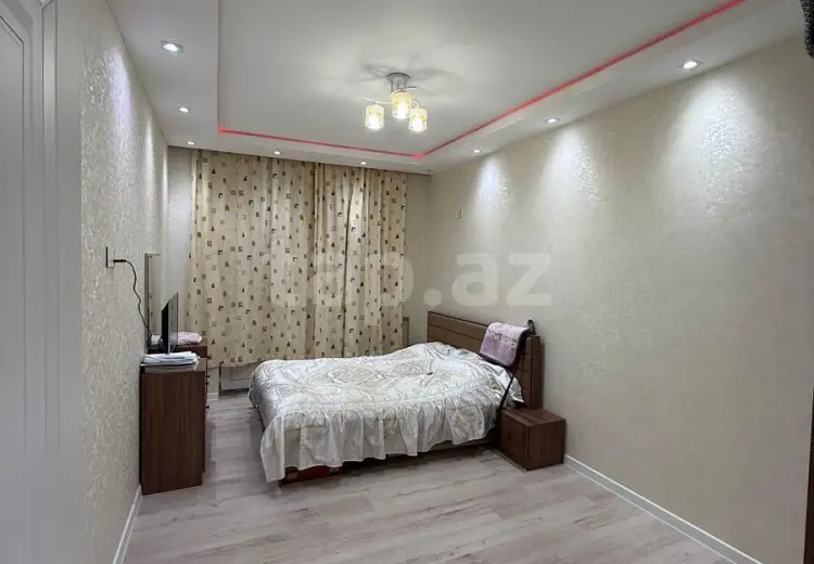 3 otaqlı mənzil , Bakı