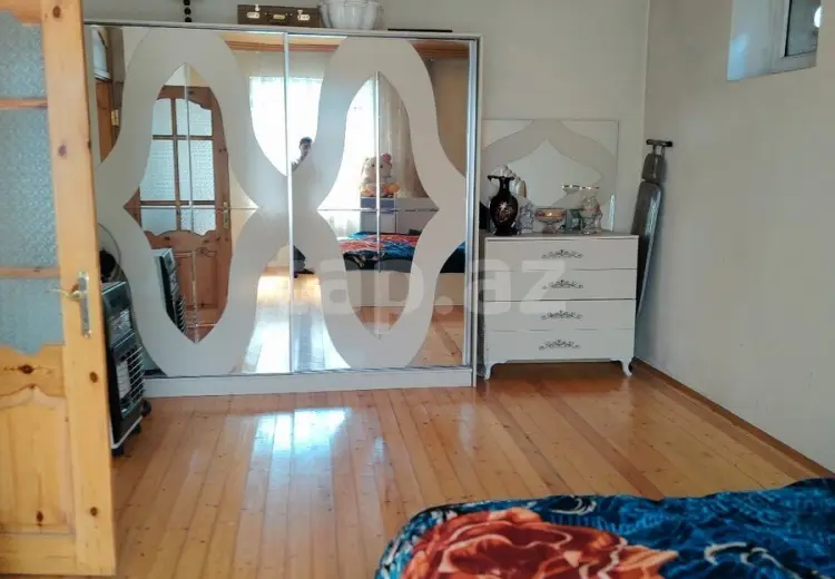 3 otaqlı mənzil , Şəki