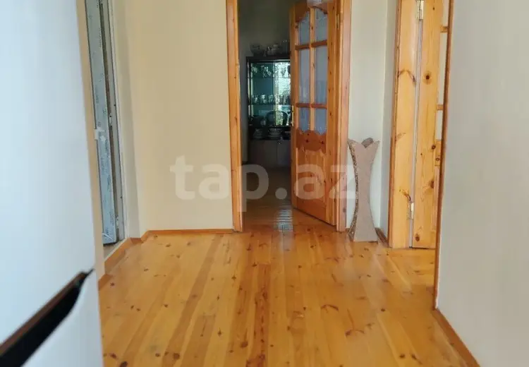 3 otaqlı mənzil , Şəki