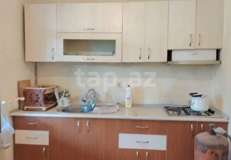 3 otaqlı mənzil , Şəki