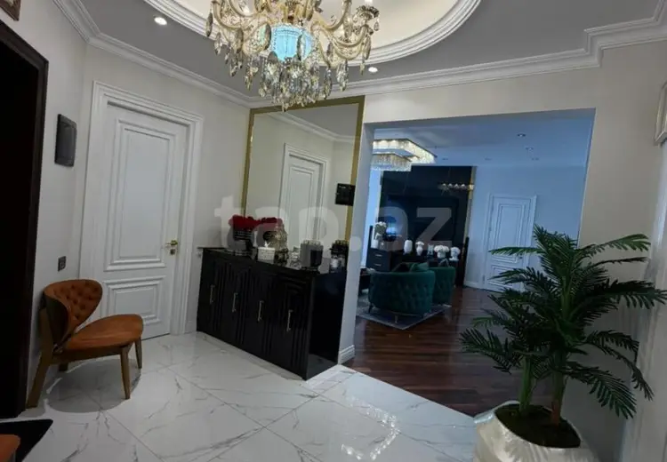 3 otaqlı mənzil , Bakı
