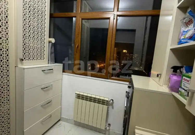 3 otaqlı mənzil , Bakı