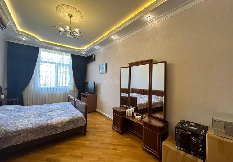 3 otaqlı mənzil Satılır, Yeni Yasamal qəs., Yasamal, Bakı
