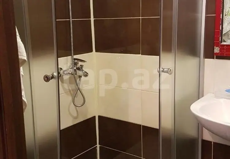 3 otaqlı mənzil , Xırdalan