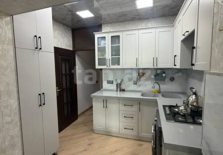 3 otaqlı mənzil , Bakı