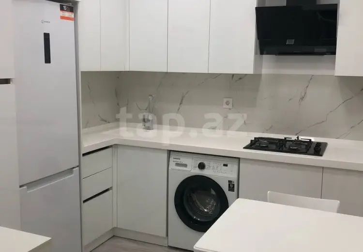 3 otaqlı mənzil , Bakı