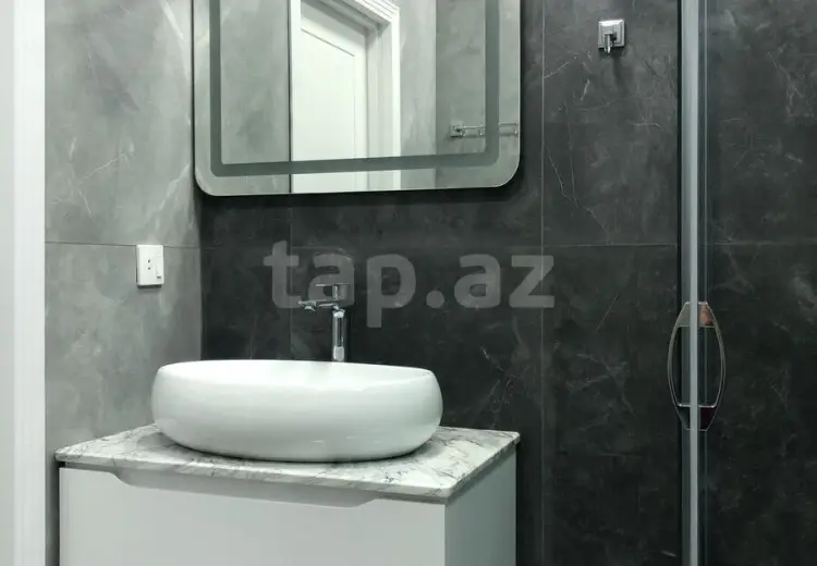 3 otaqlı mənzil , Bakı