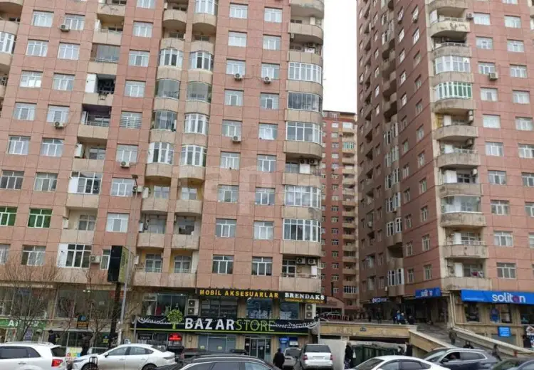 3 otaqlı mənzil , Bakı