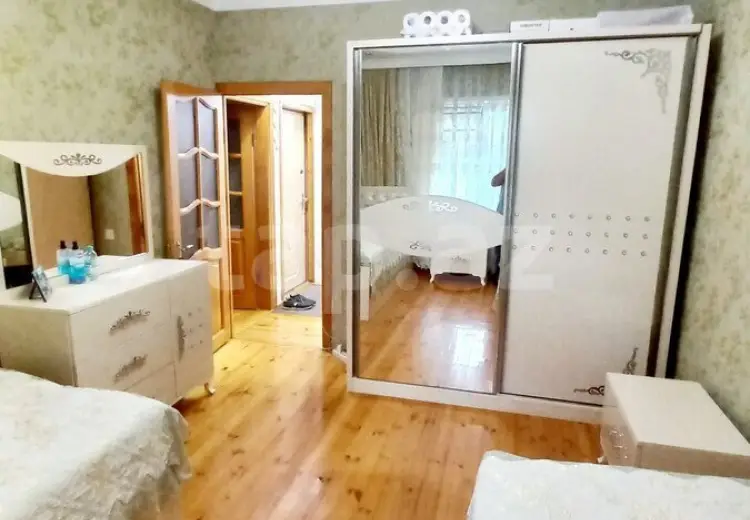 3 otaqlı mənzil , Bakı