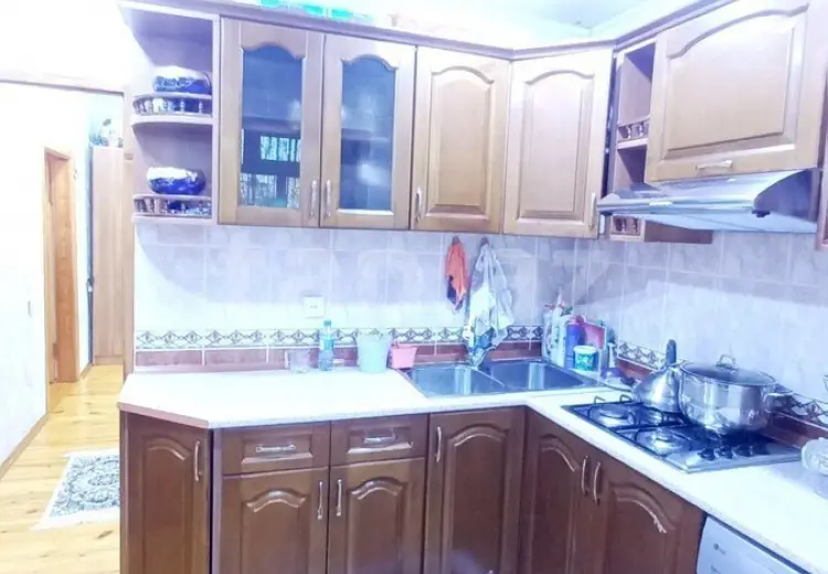 3 otaqlı mənzil , Bakı