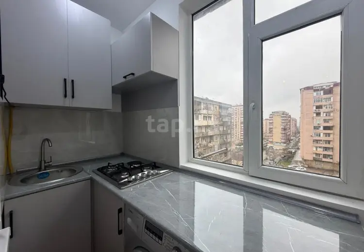 3 otaqlı mənzil , Bakı