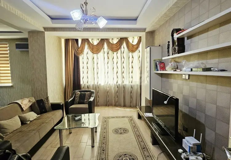 3 otaqlı mənzil , Bakı