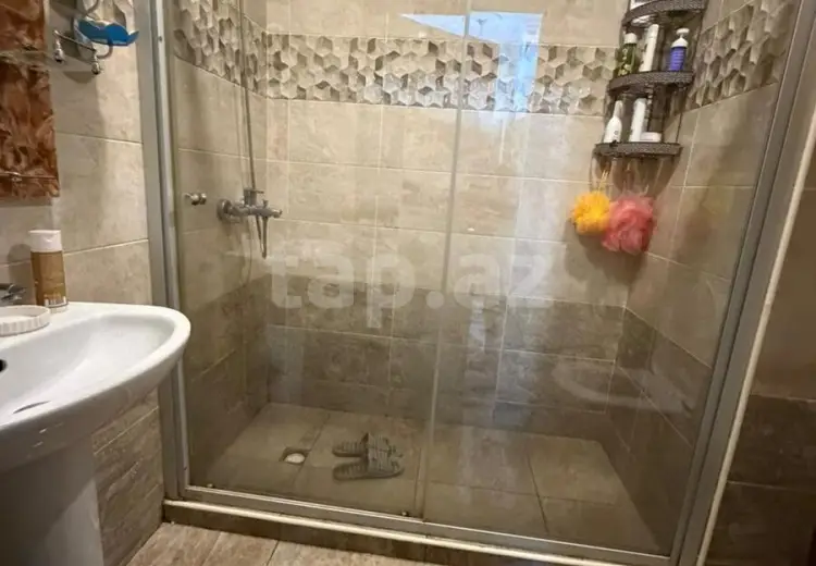 3 otaqlı mənzil , Xırdalan