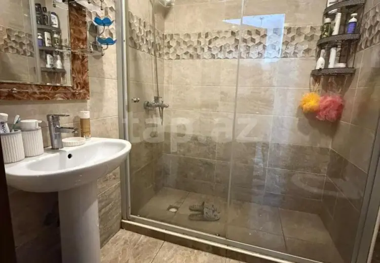 3 otaqlı mənzil , Xırdalan
