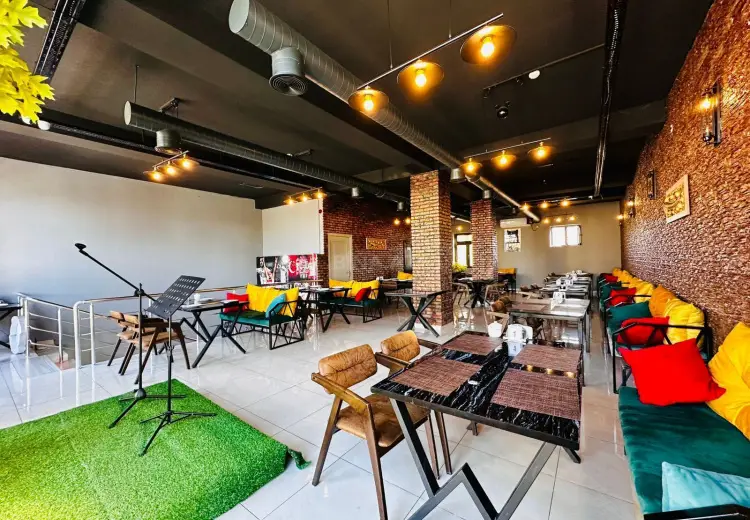 200 m² Obyekt / Ofis Satılır, Binəqədi qəs., Binəqədi, Bakı