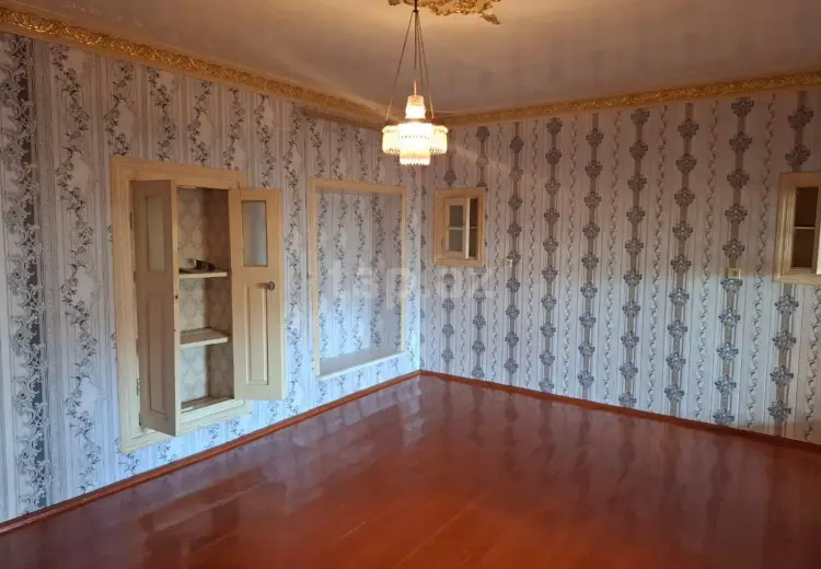 3 otaqlı mənzil , Şəki