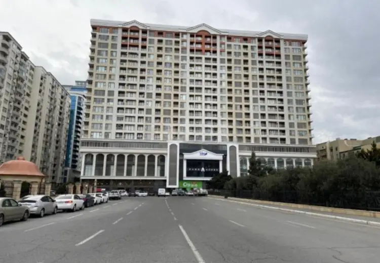 3 otaqlı mənzil , Bakı