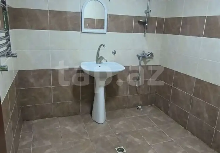 3 otaqlı mənzil , Bakı
