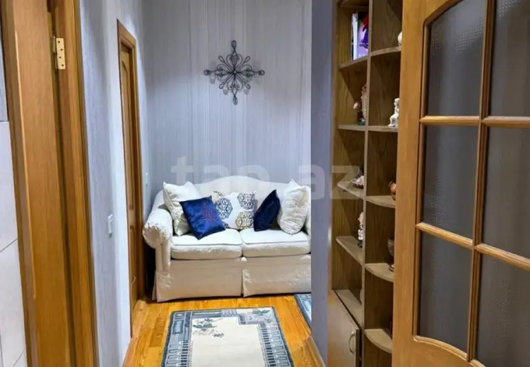 3 otaqlı mənzil , Xırdalan