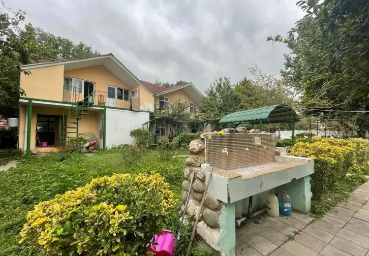 1600 m² Obyekt / Ofis Satılır, Nabran