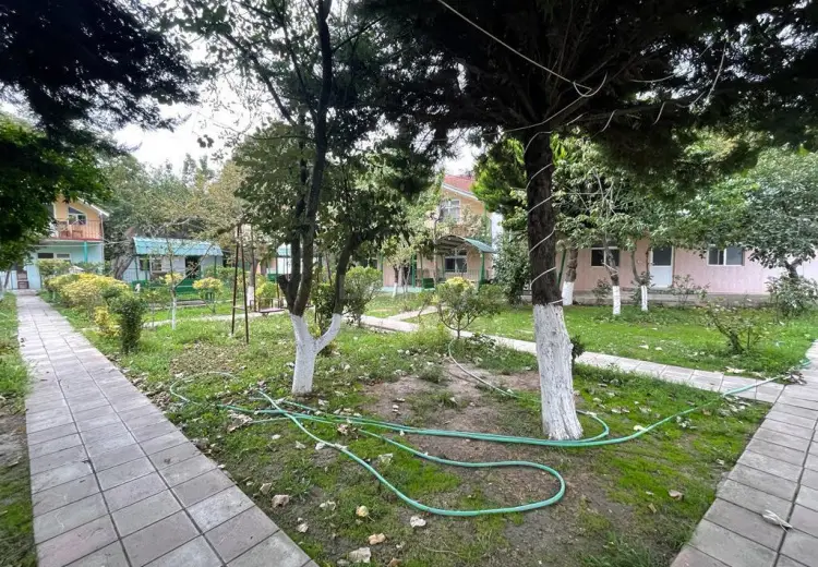 1600 m² Obyekt / Ofis Satılır, Nabran