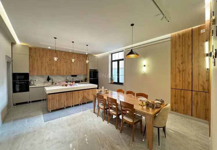 9 otaqlı mənzil Satılır, Badamdar qəs., Səbail, Bakı