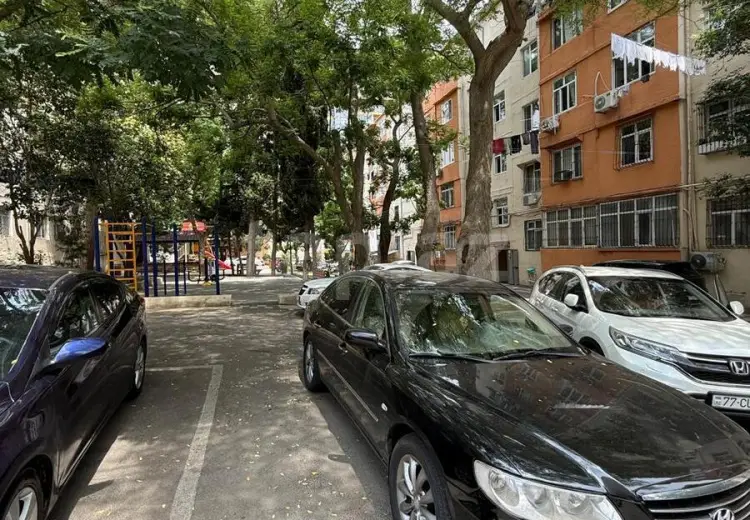 3 otaqlı mənzil , Bakı