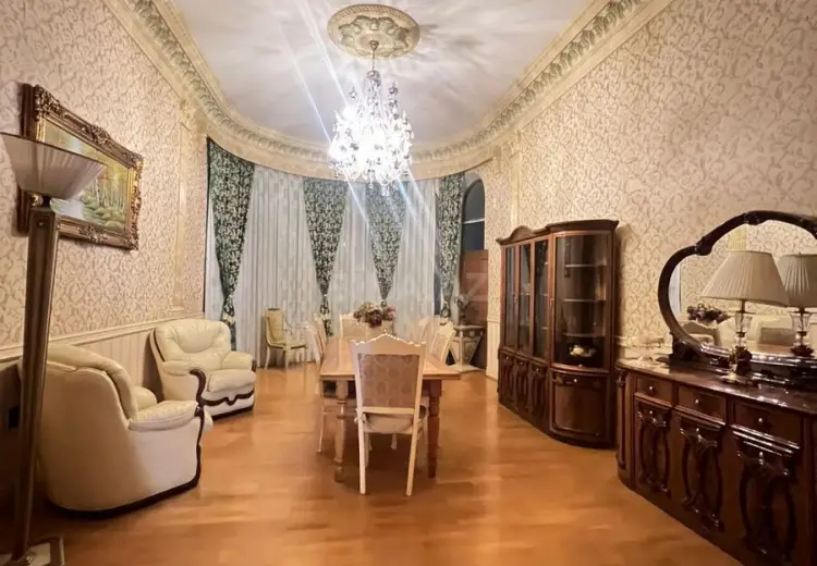 8 otaqlı mənzil Satılır, Badamdar qəs., Səbail, Bakı