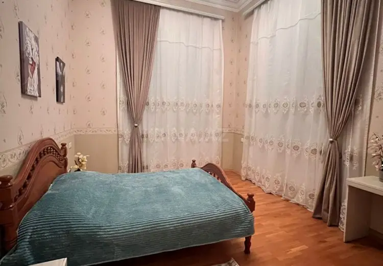 8 otaqlı mənzil Satılır, Badamdar qəs., Səbail, Bakı