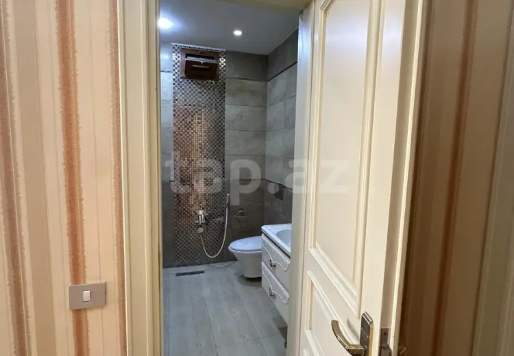3 otaqlı mənzil , Xırdalan