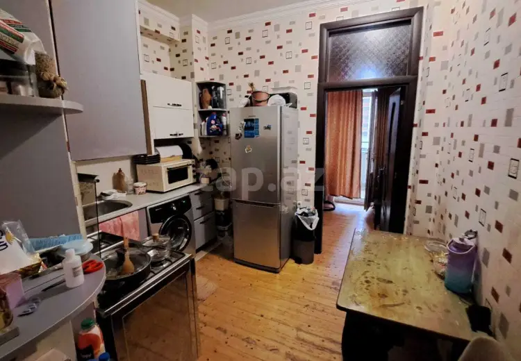 3 otaqlı mənzil , Bakı
