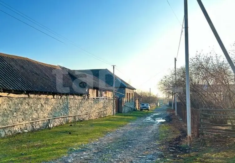 3 otaqlı mənzil , Oğuz
