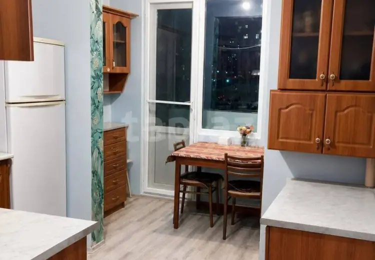 3 otaqlı mənzil , Bakı