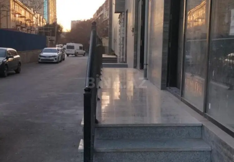 124 m² Obyekt / Ofis Satılır, Nərimanov, Bakı
