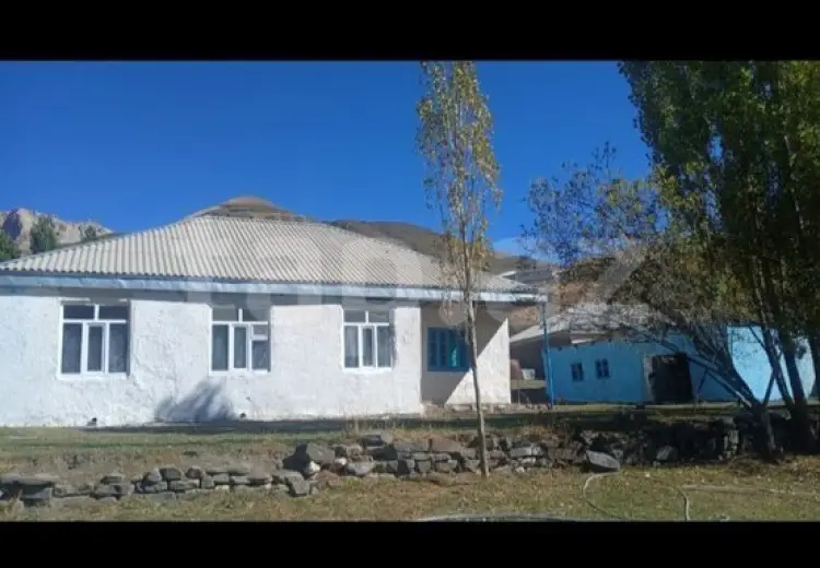 3 otaqlı mənzil , Quba